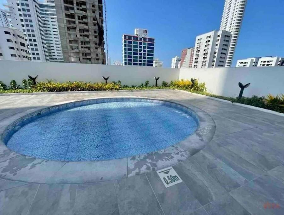 4 Huéspedes Infinitum Cartagena