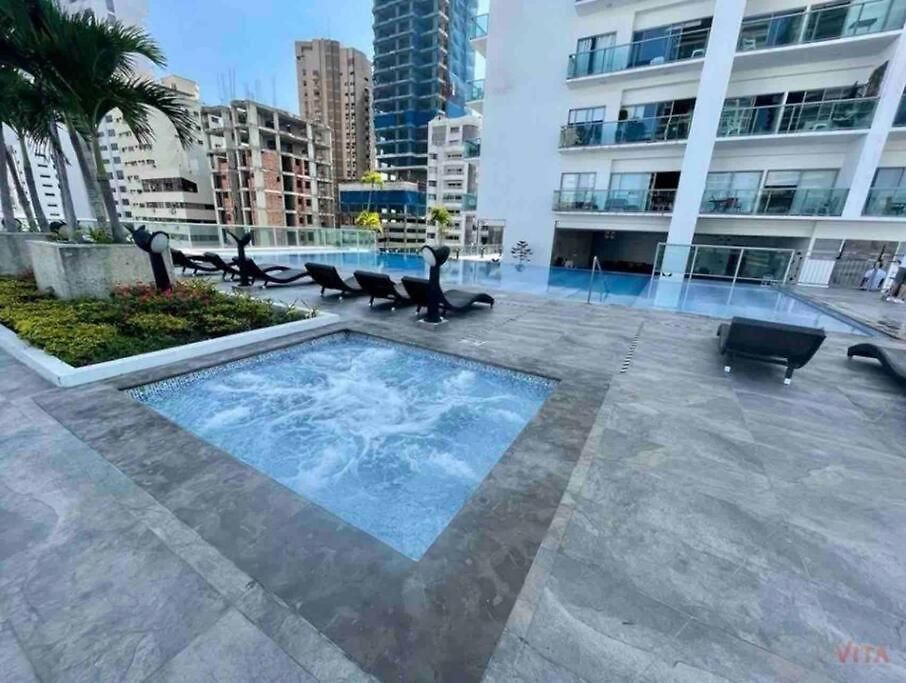 4 Huéspedes Infinitum Apartamento