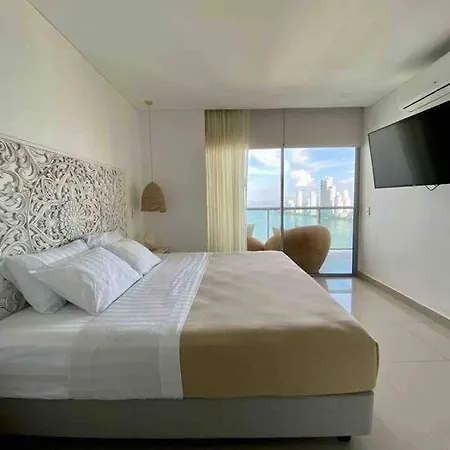 4 Huespedes Infinitum Cartagena